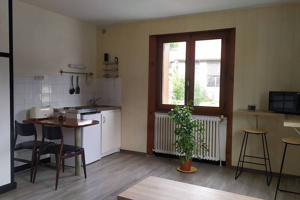 Appartement entier, Studio entre lac et montagnes in Faverges, Parc naturel régional du Massif des Bauges