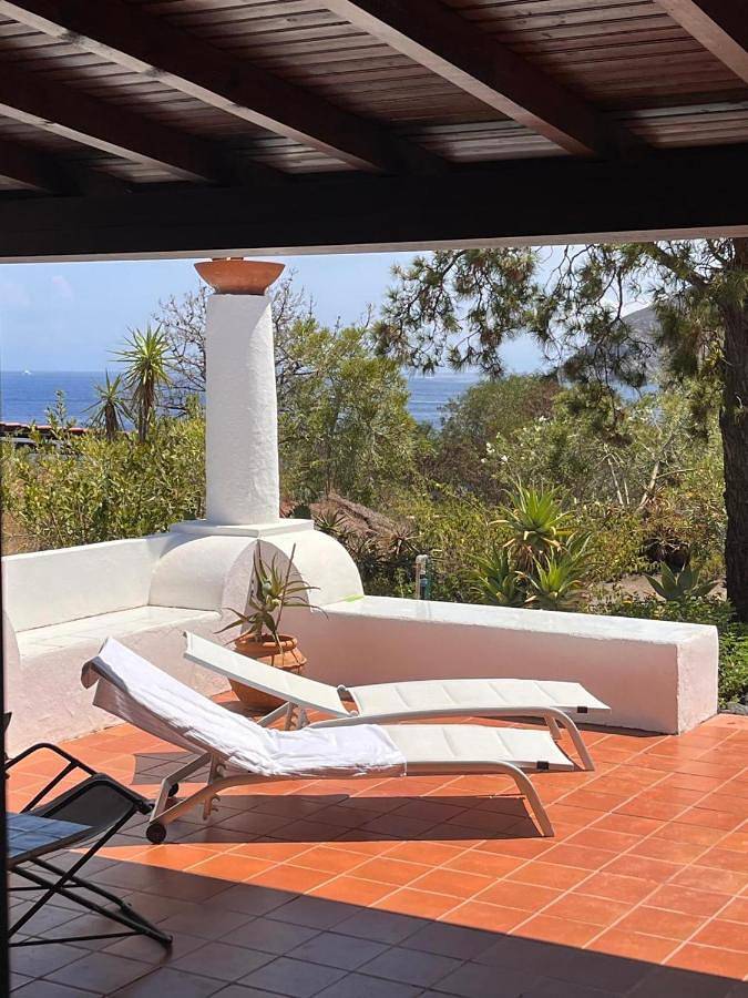 Villa per 7 persone, con terrazza e panorama in Vulcano