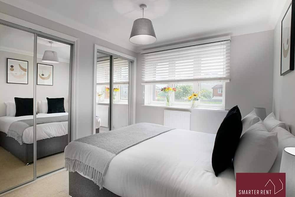 Apartamento entero, Wokingham, 2 Bedroom Flat - Private Entrance in Wokingham, Berkshire