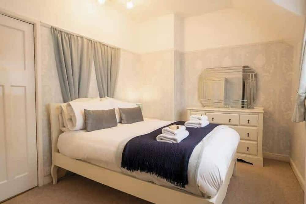 Wirral Retreat, Cosy Cottage Near Port Sunlight in Merseyside