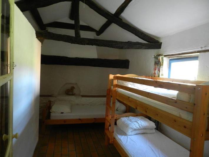 Location de vacances pour 5 personnes, avec jardin et piscine à Flaugnac - 3