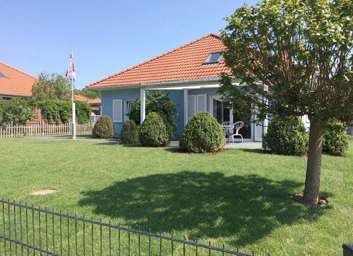 Ferienhaus für 4 Personen, mit Terrasse und Garten sowie Ausblick