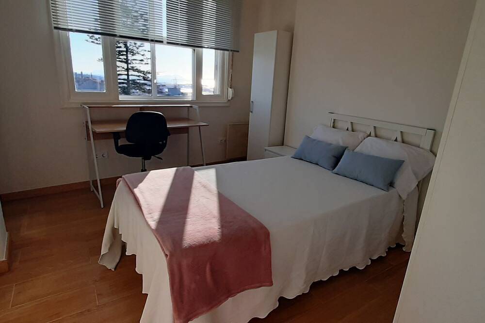 Ganze Wohnung, Views to Cies in Vigo Apartment 15 minutes from downtown in a quiet area. in Vigo, Rías Baixas