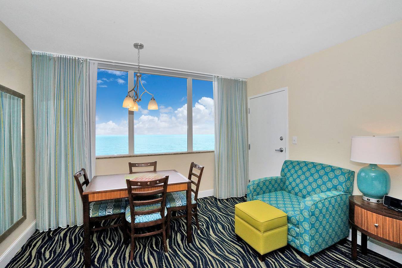 Estudio entero, Hollywood Beach Tower in Hollywood Beach (FL), Hollywood (Florida)