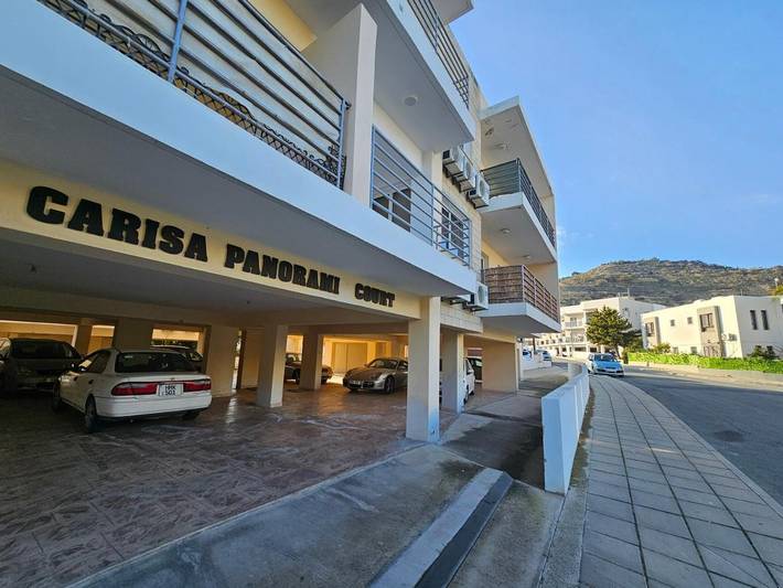 Gîte pour 6 personnes, avec vue et terrasse dans Oróklini