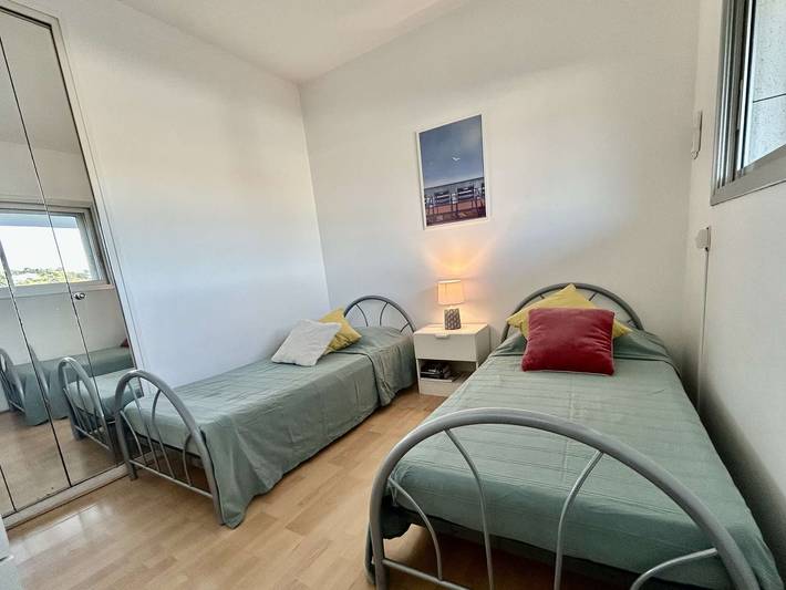 Gîte pour 4 personnes, avec terrasse, animaux acceptés dans Port Marina Baie des Anges - 4