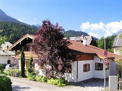 Ferienwohnung für 3 Personen, mit Terrasse und Garten