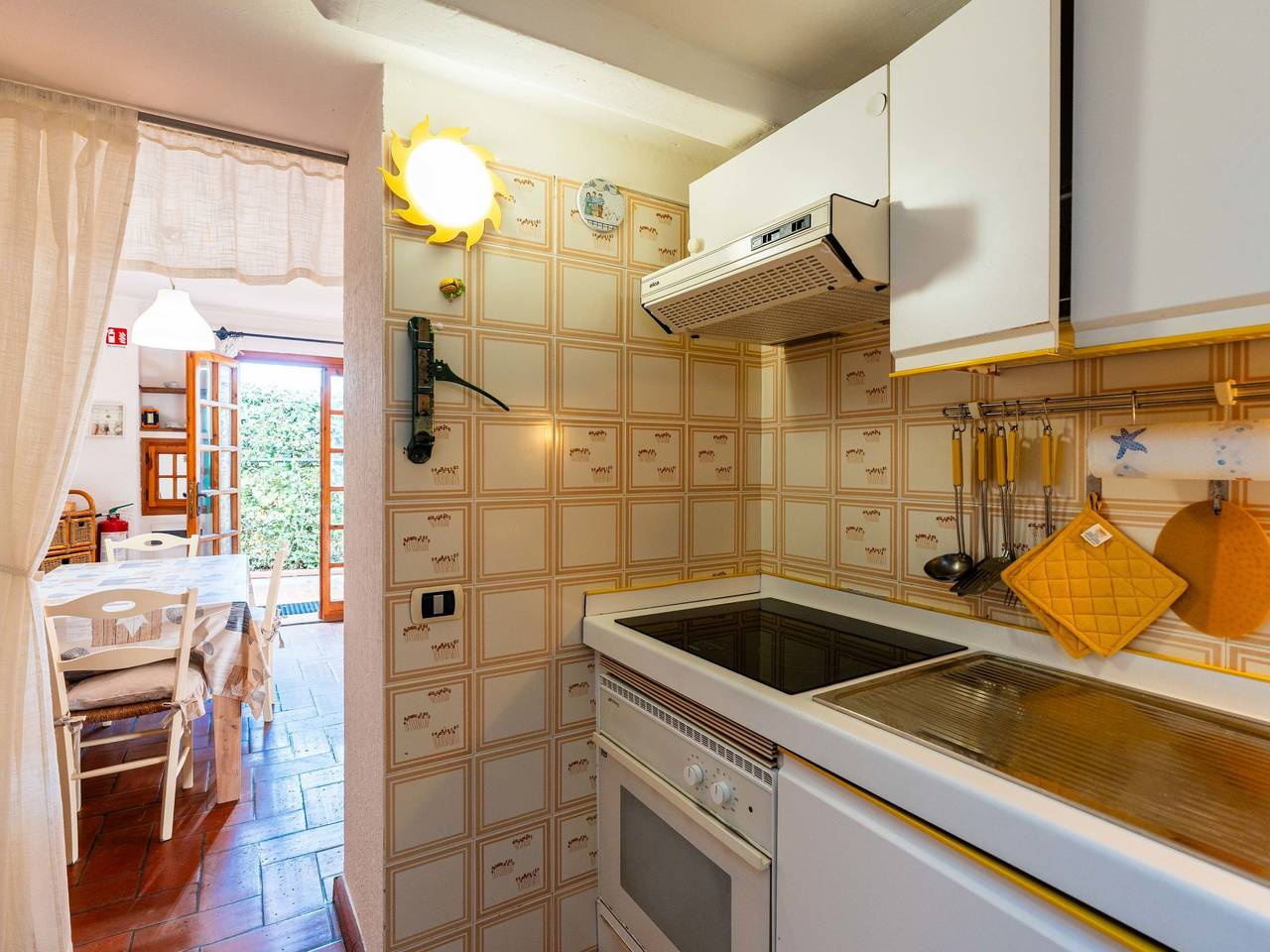 Villetta Luciano in Camporotondo (Diano San Pietro), Diano San Pietro