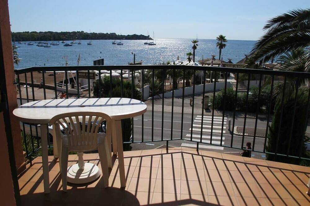 Ganze Wohnung, Sehr schöne Studio Kabine mit Blick auf das Meer in Agay, Saint-Raphaël