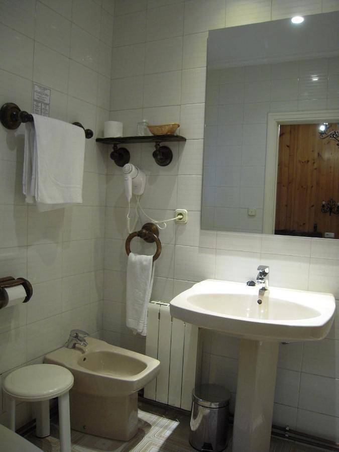 Hôtel pour 2 personnes, avec jardin et terrasse, animaux acceptés à Irun - 3