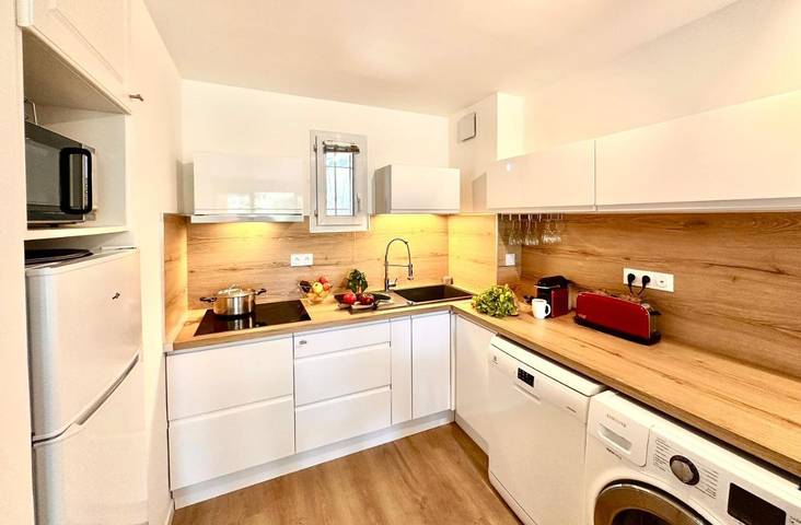 Gîte pour 5 personnes, avec jardin ainsi que piscine et jacuzzi dans Plage La Badine - 3