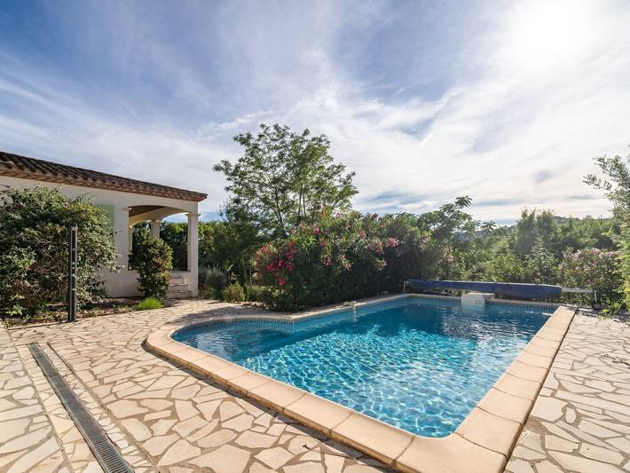 Location de vacances pour 6 personnes, avec piscine et terrasse, adapté aux familles à Félines-Minervois - 2