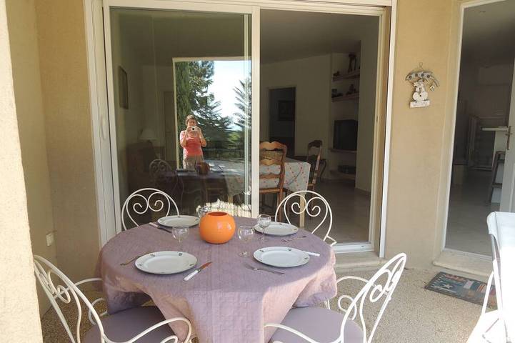 Appartement de vacances pour 4 personnes, avec Terrasse et Jardin