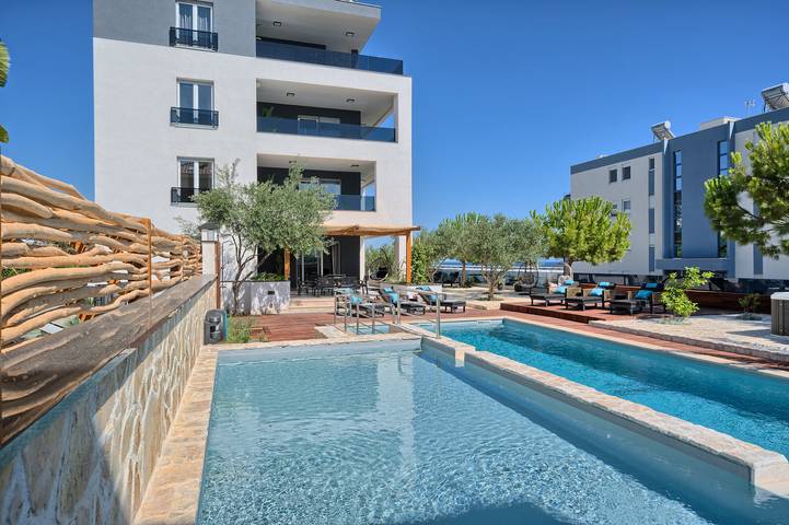 Ferienhaus für 26 Personen, mit Pool in Split - 4