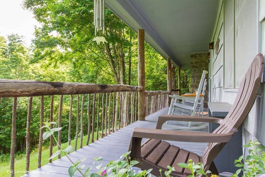 Tranquility Cabin | Rustic Mtn Retreat for 6 in Blue Ridge Parkway, Haywood County