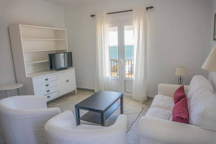 Apartamento de vacaciones para 6 personas, con terraza y vistas - 1