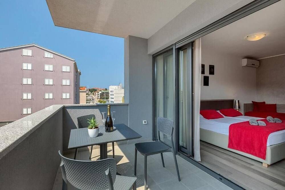 Pula City Center Accommodation - Superior Triple Room in Pula, Pula-Medulin