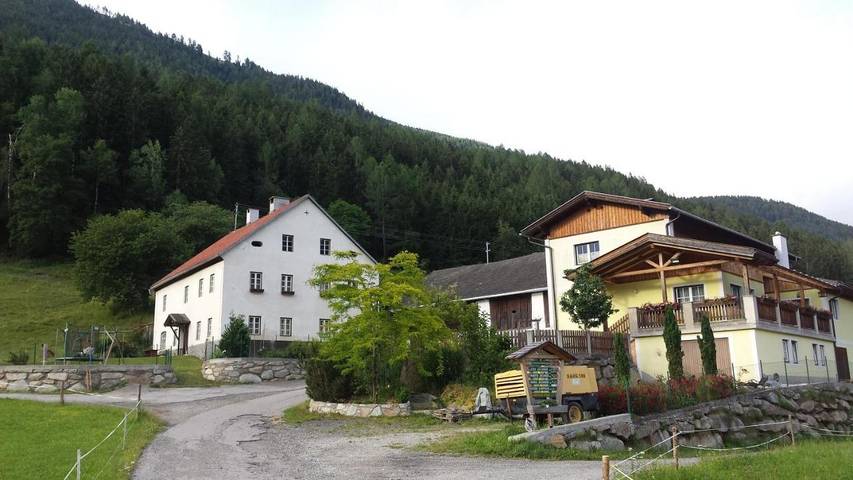 Ferienwohnung für 7 Personen, mit Pool und Garten sowie Ausblick - 1