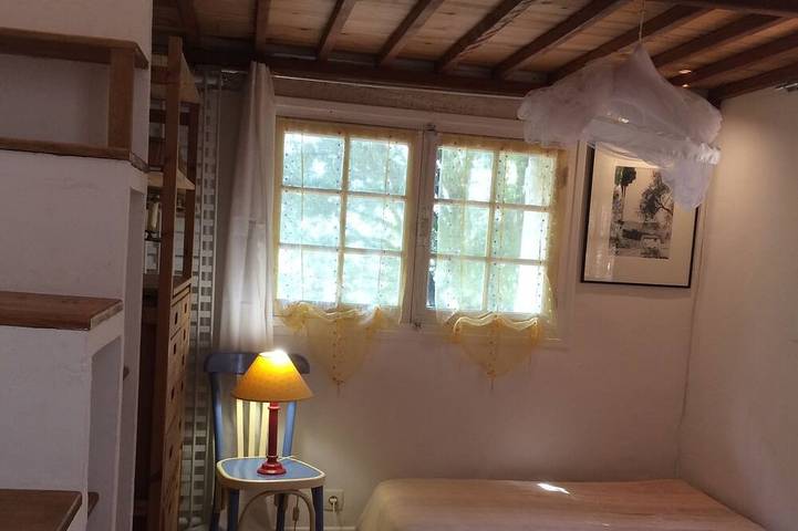 Gîte pour 4 personnes, avec piscine et jardin à Carros - 2