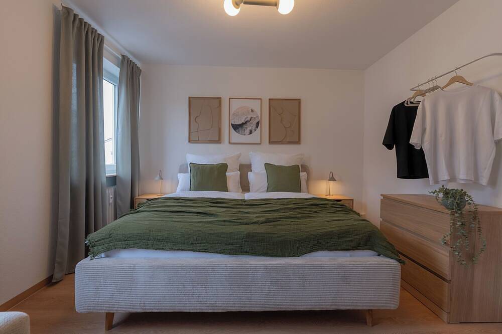 Ganze Wohnung, Sali | Design Studio Apartment im Zentrum von Trossingen in Trossingen, Mittlerer Schwarzwald