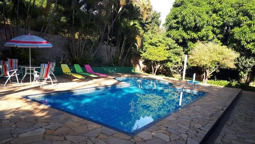 Casas e apartamentos de temporada para 20 pessoas, com jardim e piscina, com animais de estimação em Araçoiaba da Serra