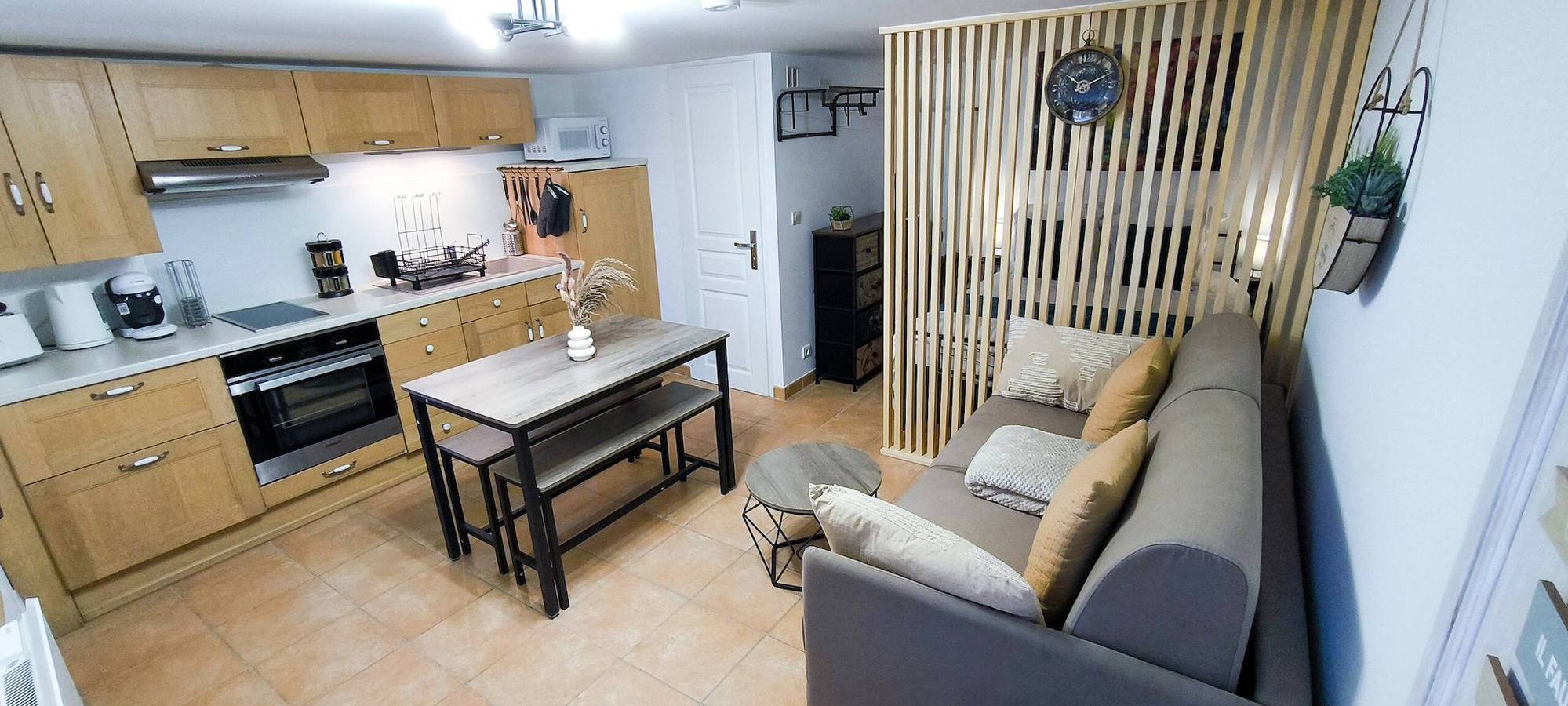 Appartement entier, Le Cocoon d´Estoublon classé 2 étoiles in Estoublon, Alpes-de-Haute-Provence