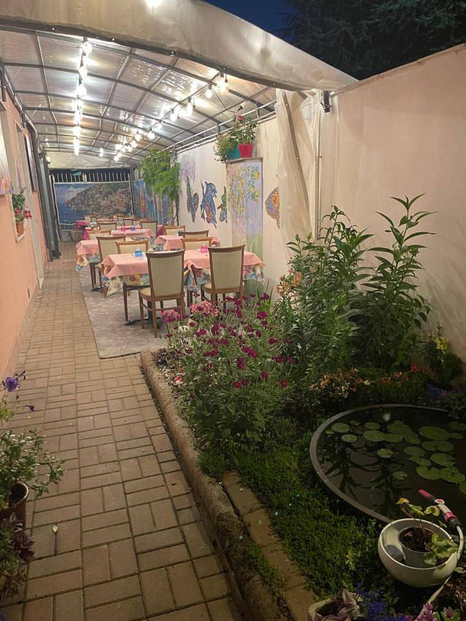 Appartamento per 2 persone, con Balcone e Terrazza nonché Giardino a Castellanza