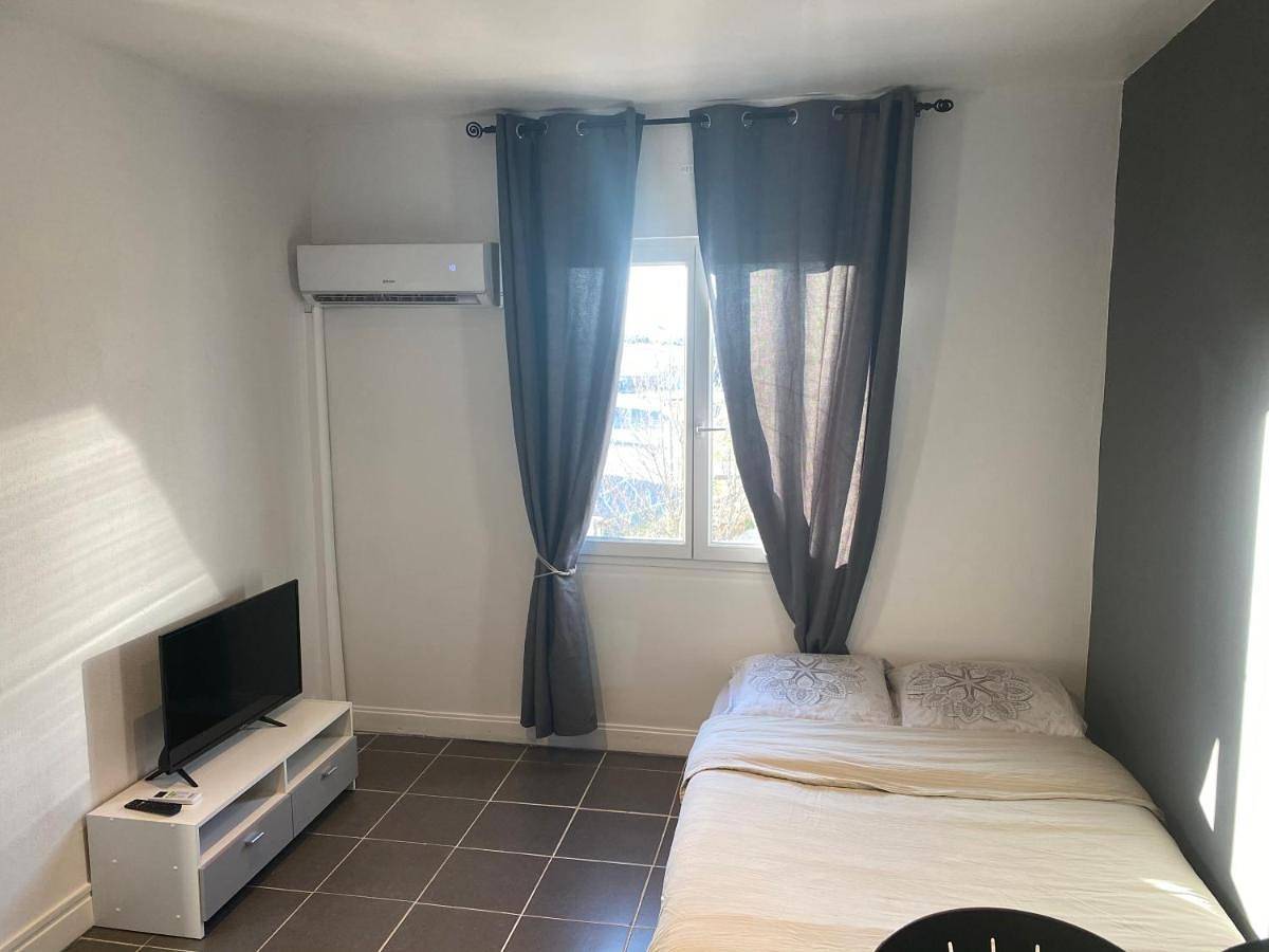 Appartement entier, Studio in Brignoles, Région de Brignoles