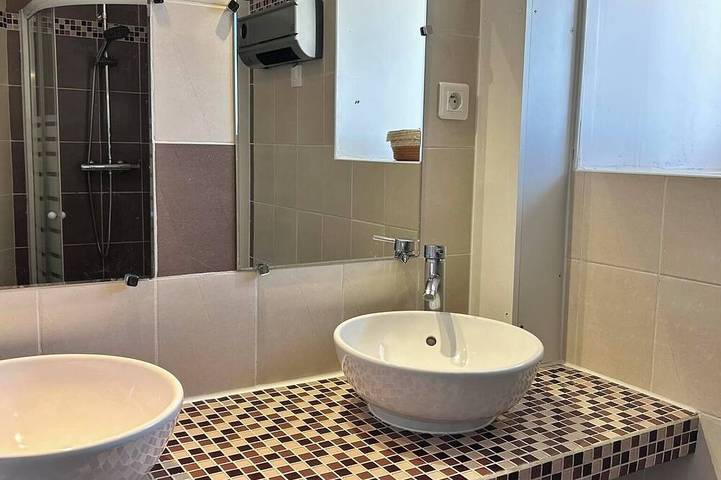 Château pour 8 personnes, avec jardin et piscine en Ardèche - 4