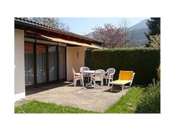 Ferienpark für 4 Personen, mit Terrasse und Pool sowie Garten in Nesselwang