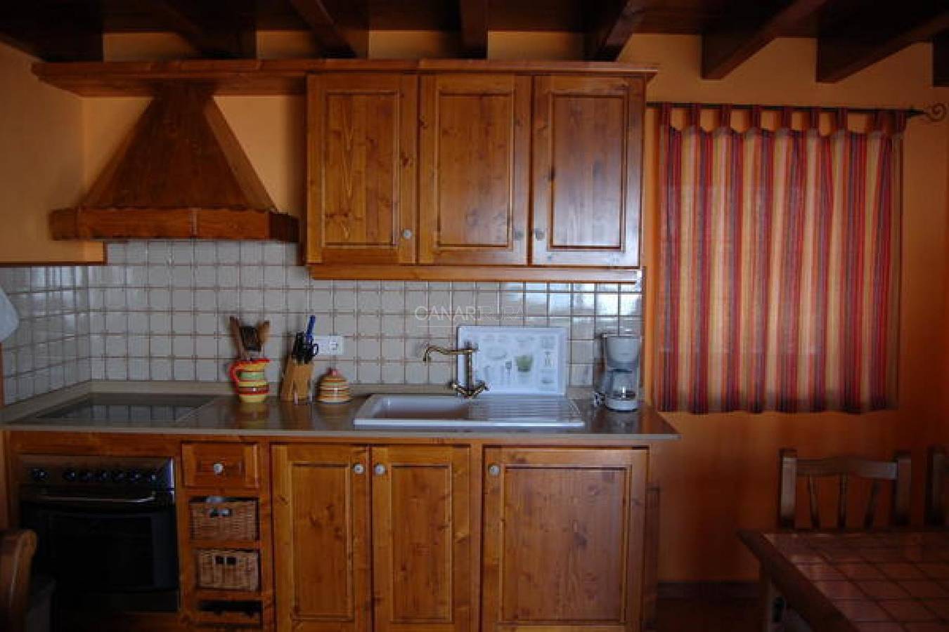 Casa Cabrera: Encanto Rural con Vistas al Mar y Terraza en La Palma in Los Quemados, Fuencaliente de La Palma