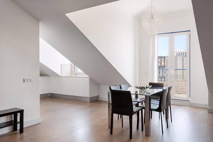 Apartamento entero, Guestready - Gorgeous apt with river view in Misericórdia, Lisboa