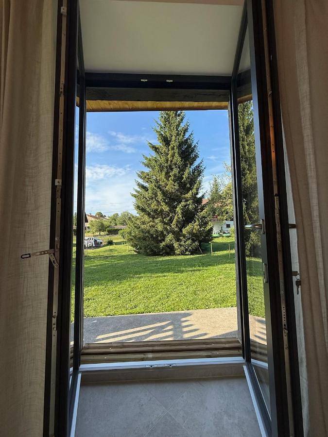 Two-Bedroom House in Saint-Maurice-Crillat, Jura Francais
