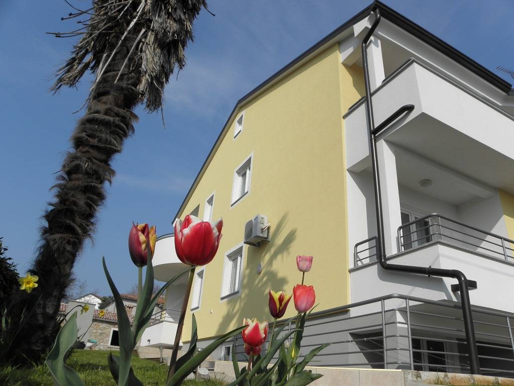 Ganze Wohnung, Ferienwohnung in Zambratija mit Meerblick, Balkon, Klimaanlage, W-Lan (158-1) in Zambratija, Umag und Umgebung