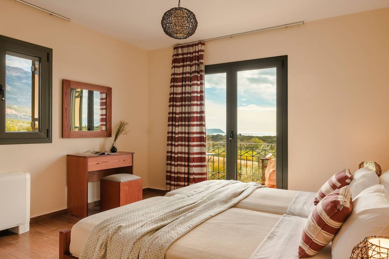 Διαμερίσματα Διακοπών για 4 Άτομα σε Καραβάδο, Κεφαλονιά