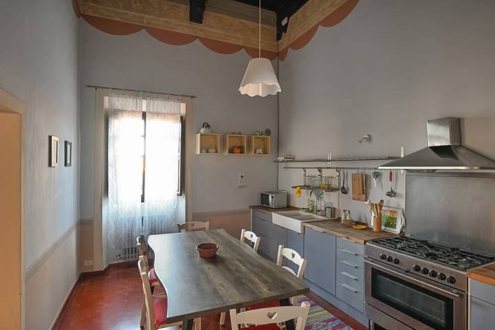 Ferieudlejning for 6 personer, med balkon i Arezzo