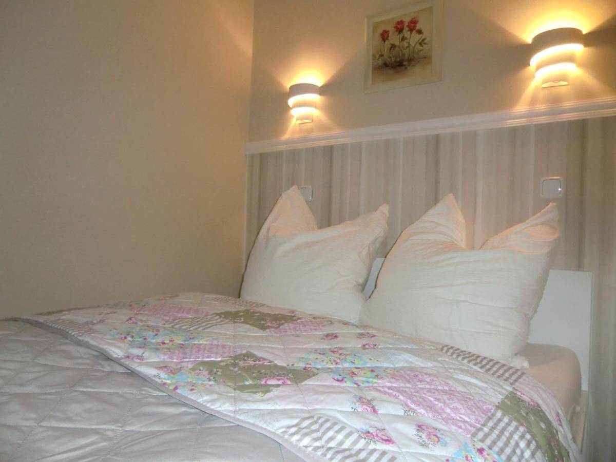 Ganze Wohnung, One-Bedroom Apartment - 1 in Schönebeck (Elbe), Elbe-Börde-Heide