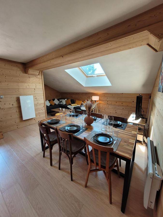Gîte pour 6 personnes, avec vue et balcon à Les Villards-sur-Thônes - 2