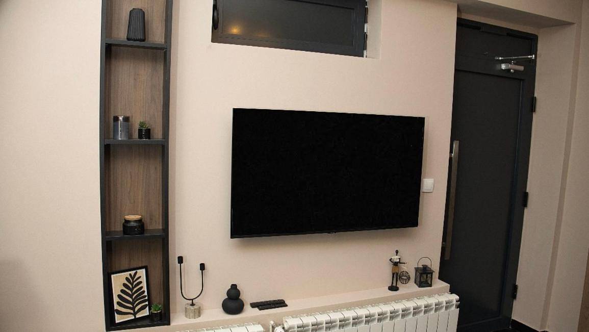 Appartement entier, Central Lux Studio in Шабац, Mačva (district)
