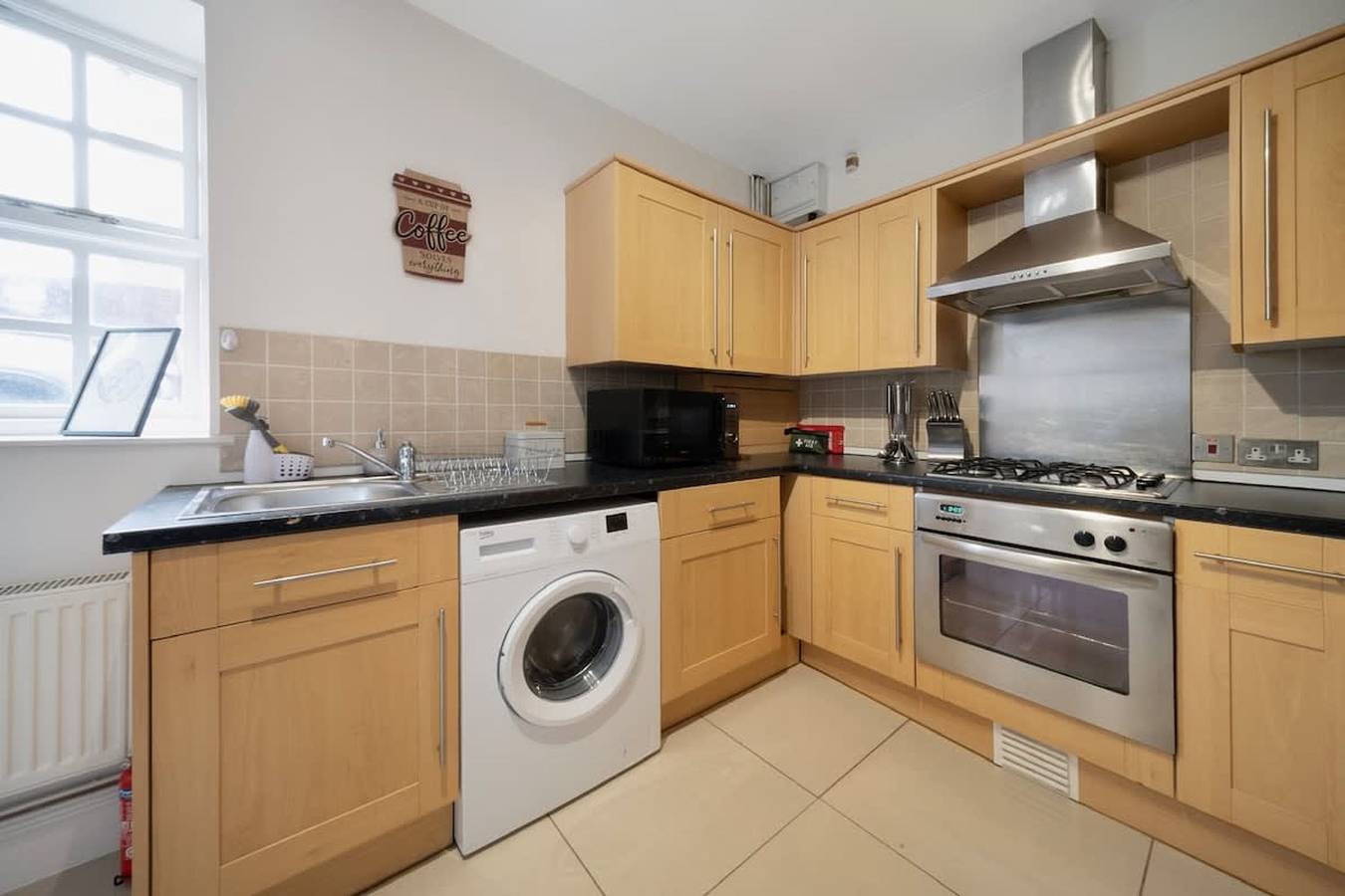 1 Bd Free on street parking King bed Near Hospital in Gloucester (UK), Gloucestershire