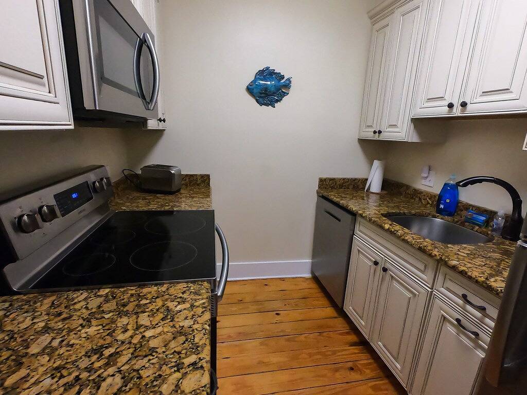 Ganze Wohnung, Haustierfreundliche Wohnung in der Innenstadt in einem schönen Haus aus den 1880er Jahren in St. Augustine, St. Johns County