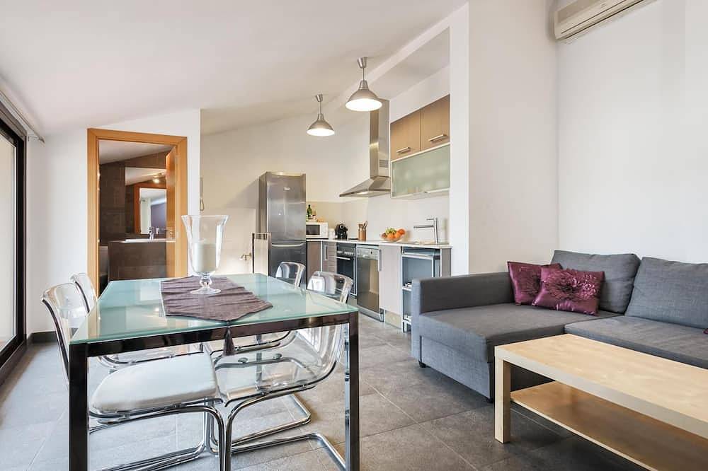 Entire apartment, Penthouse 25 km from Barcelona , matarolux1 in Mataró, Costa del Maresme