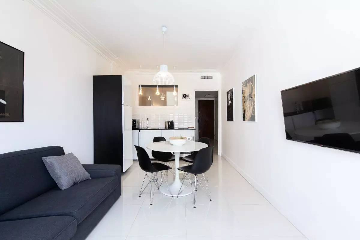 Appartement entier, 3P moderne et cosy aux pieds de la Croisette ! in Cannes, Côte méditerranéenne (France)