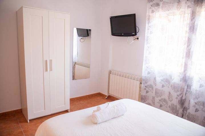 Apartamento de vacaciones para 12 personas, con vistas y balcón en La Manchuela - 2