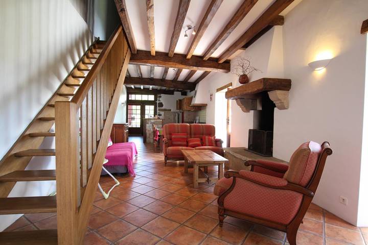Gîte pour 6 personnes, avec jardin à Sare - 4