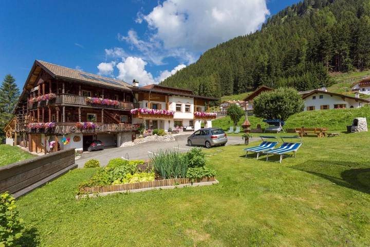 B&b per 2 persone, con Giardino e Panorama a Selva di Val Gardena