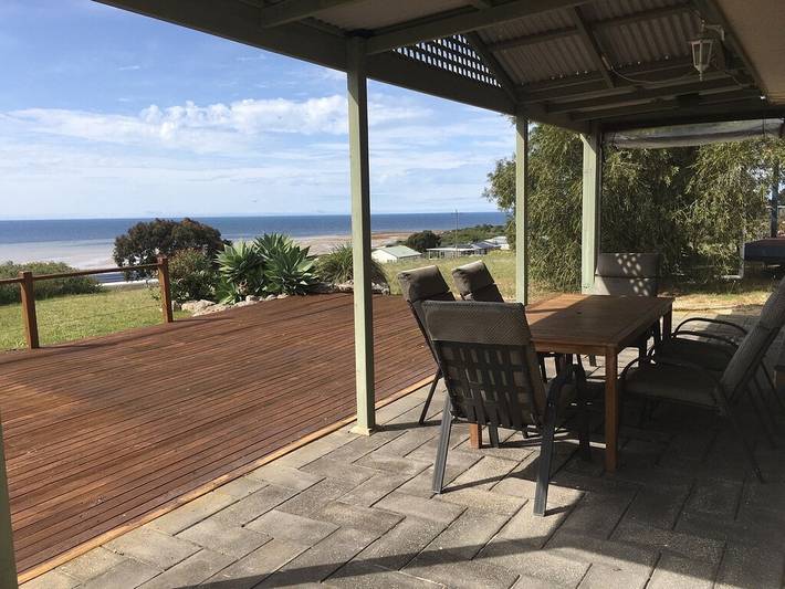 Holiday home for 7 people, with terrace in South Australia