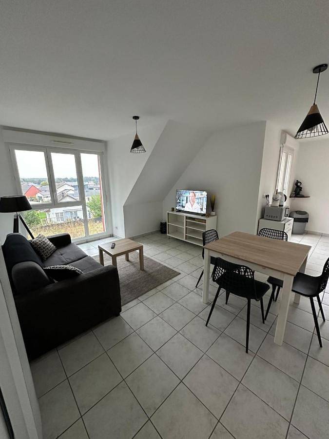 Gîte pour 3 personnes, avec balcon à Thaon-les-Vosges