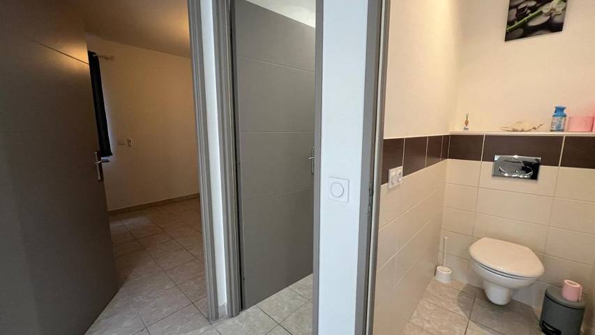 Chambre d’hôte pour 2 personnes, avec Terrasse et Jardin ainsi que Piscine et Vue dans Dentelles de Montmirail - 4