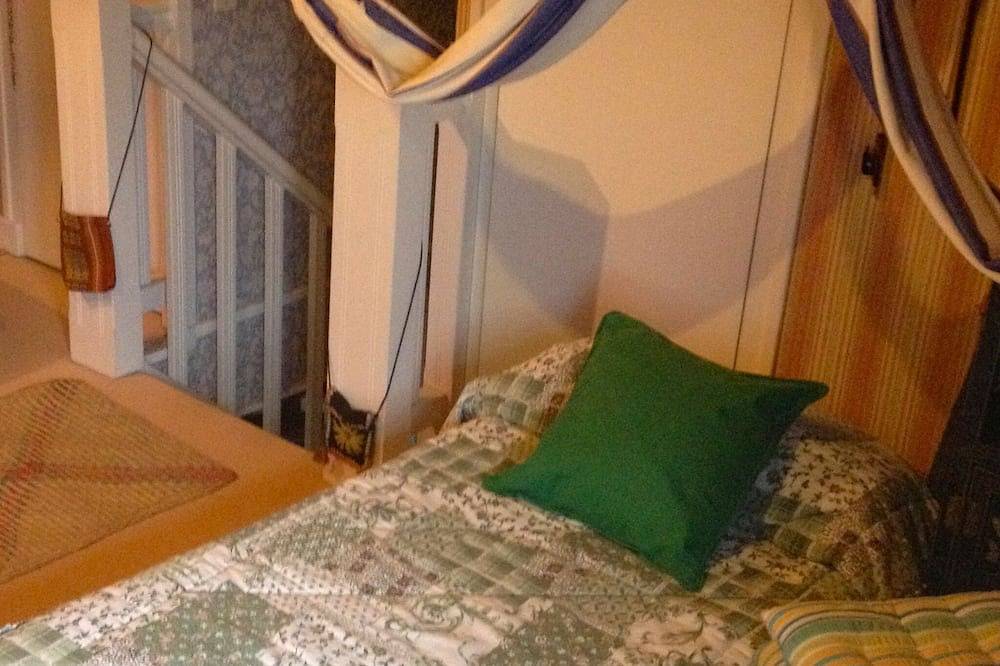 House History 1850 4 Stars T5 in Hendaye, Bayonne region